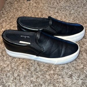 Slip on Sneakers
